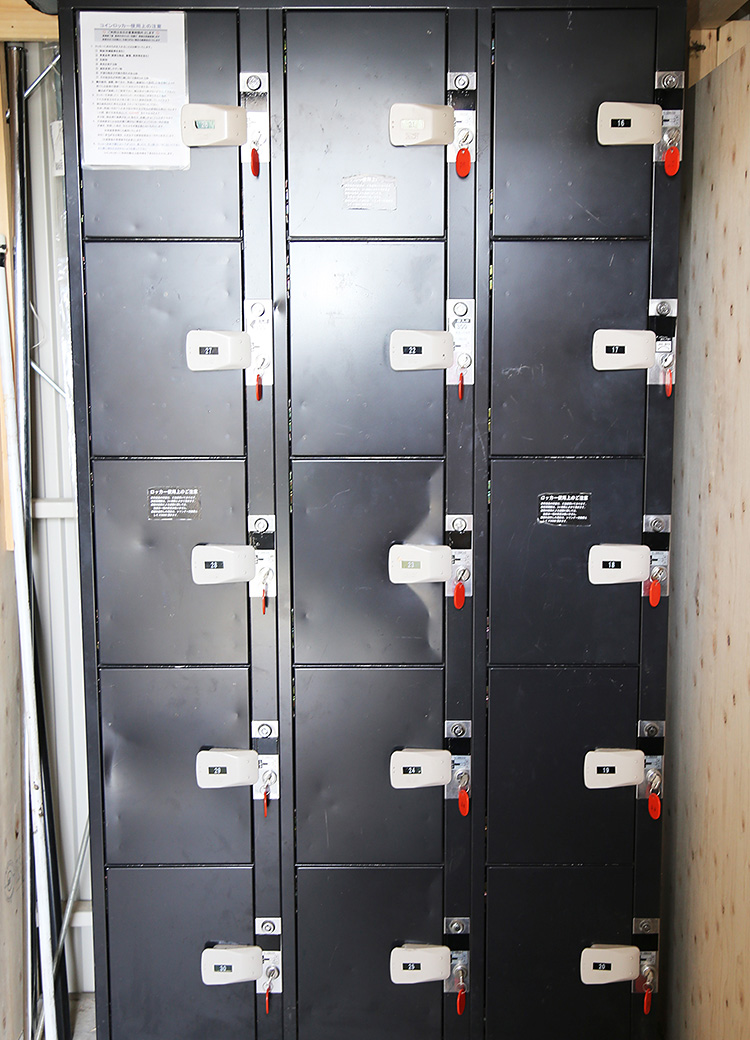 コインロッカー
